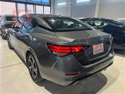 نیسان سێنترا